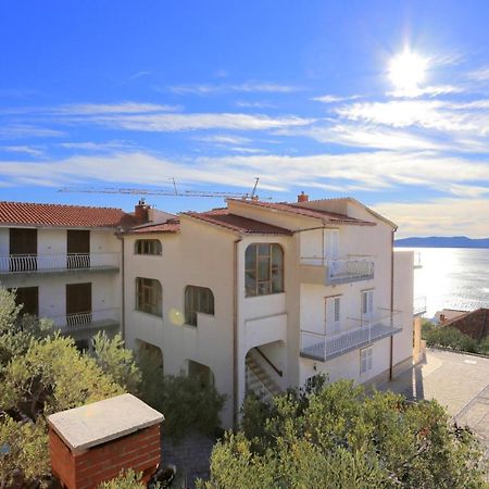 Apartments With A Parking Space Brela, Makarska - 18495 Esterno foto