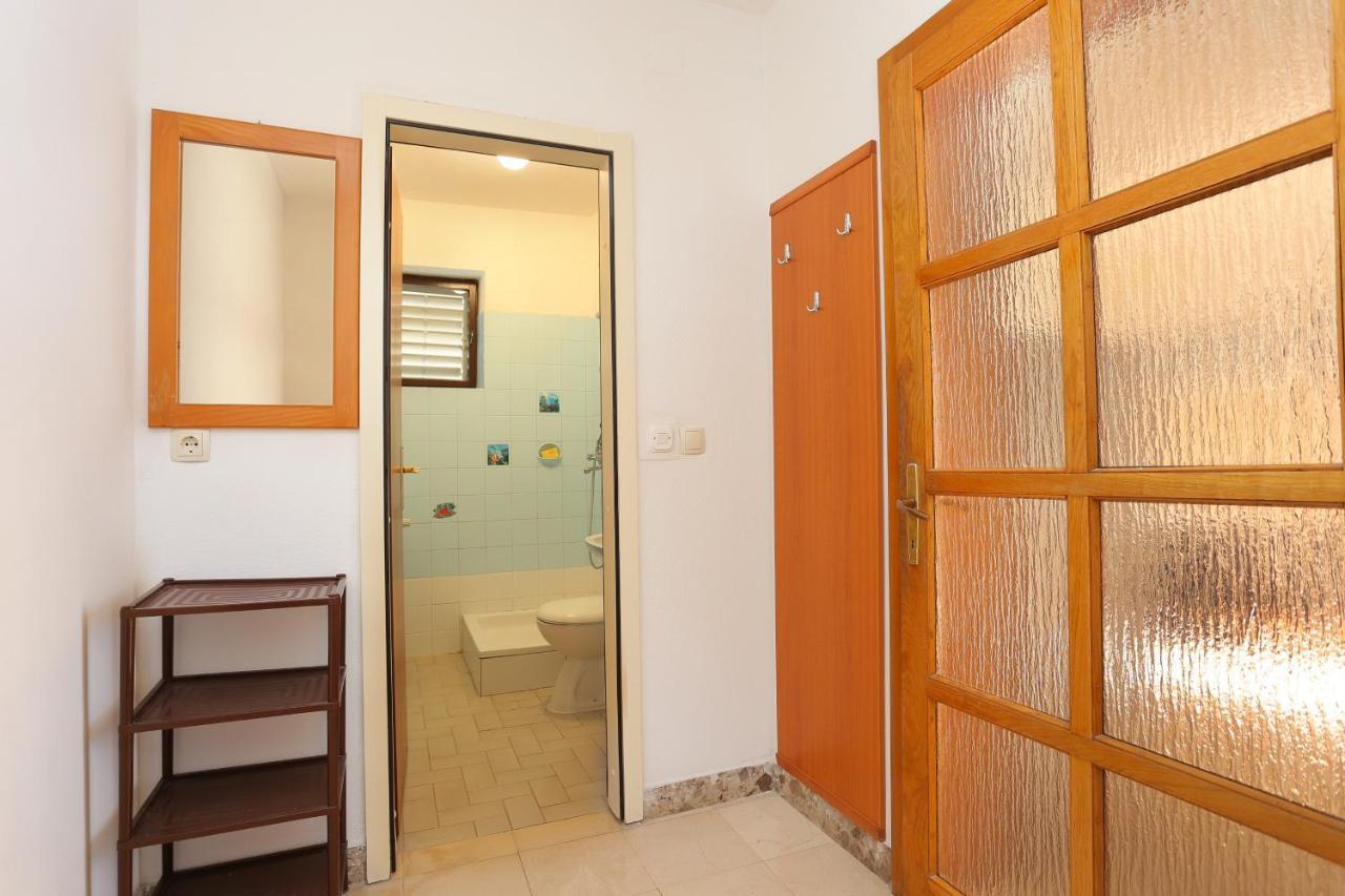 Apartments With A Parking Space Brela, Makarska - 18495 Esterno foto