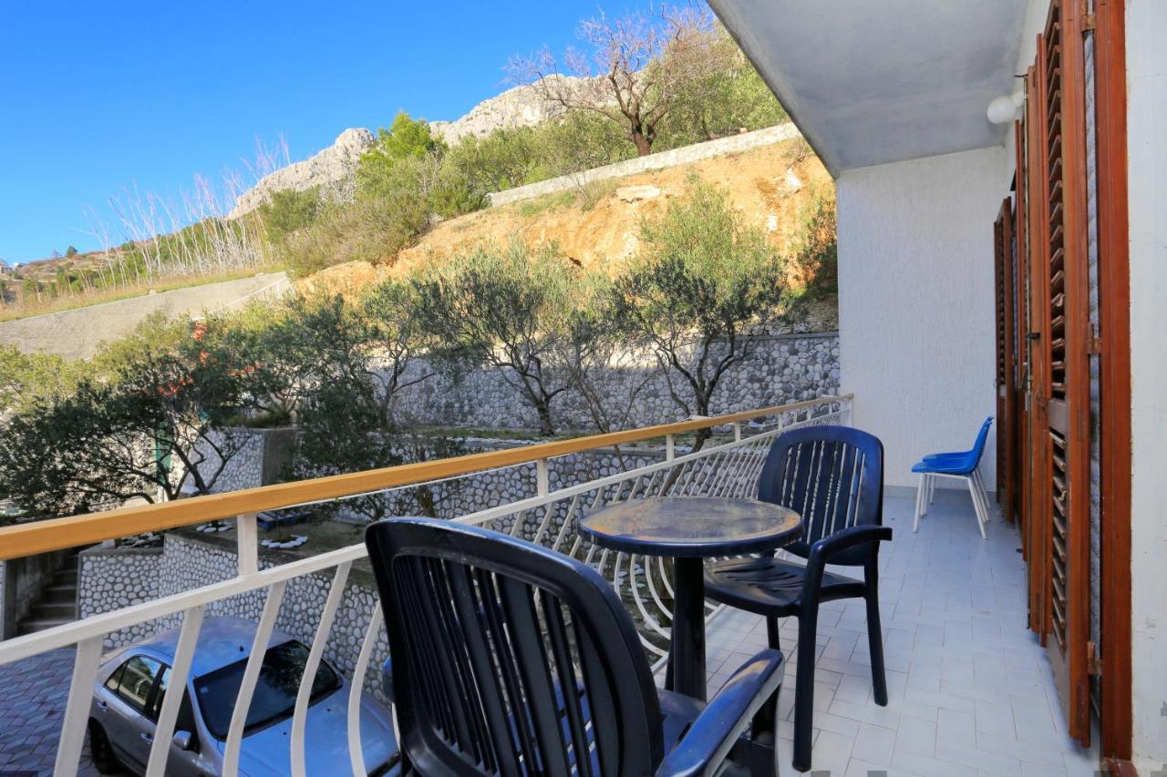 Apartments With A Parking Space Brela, Makarska - 18495 Esterno foto